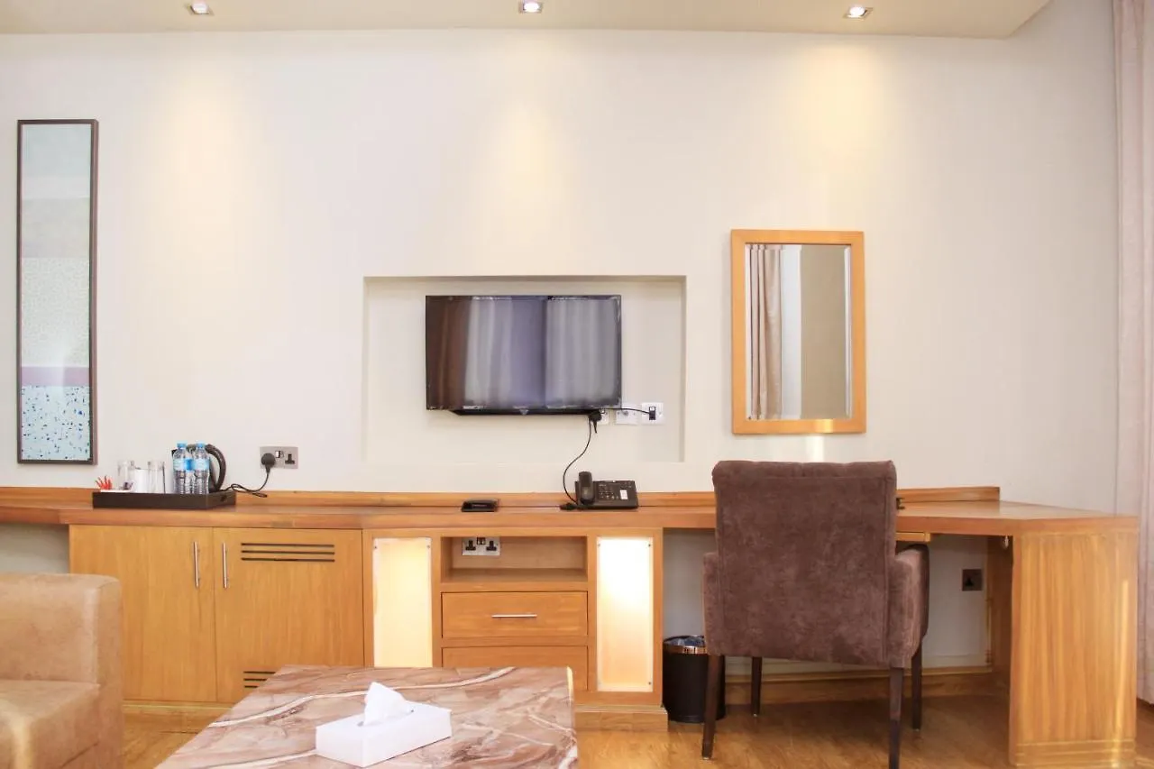 The Leela Hotel Dubai 4*,  United Arab Emirates